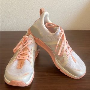 Altra white with pink details zero drop